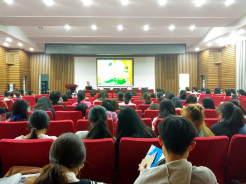 第60期入党积极分子正在进行培训